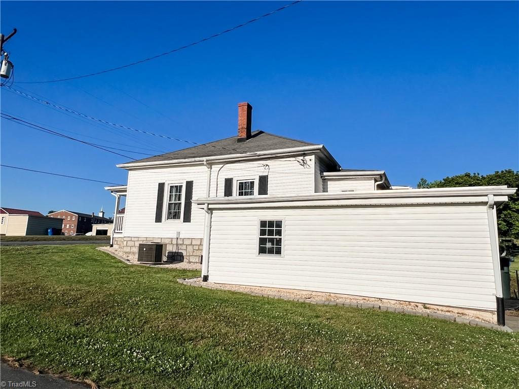 main property photo 6