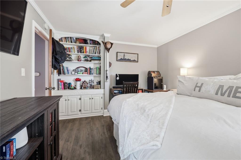 main property photo 16