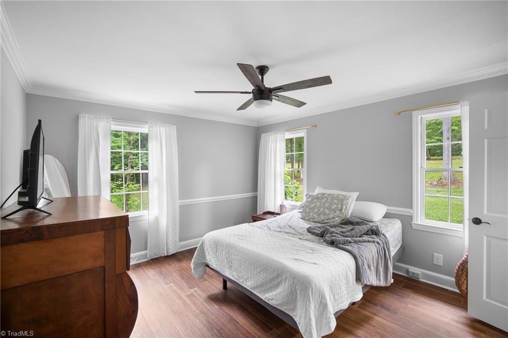 property viewer photo 19