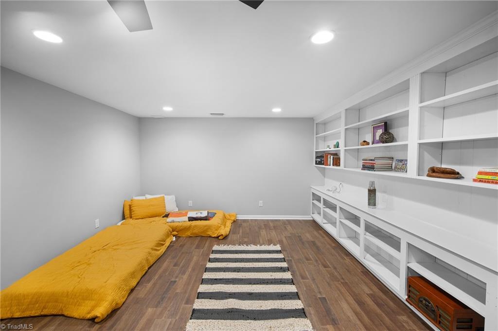 property viewer photo 31