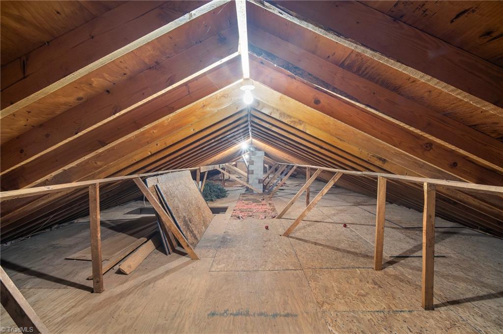 property viewer photo 40
