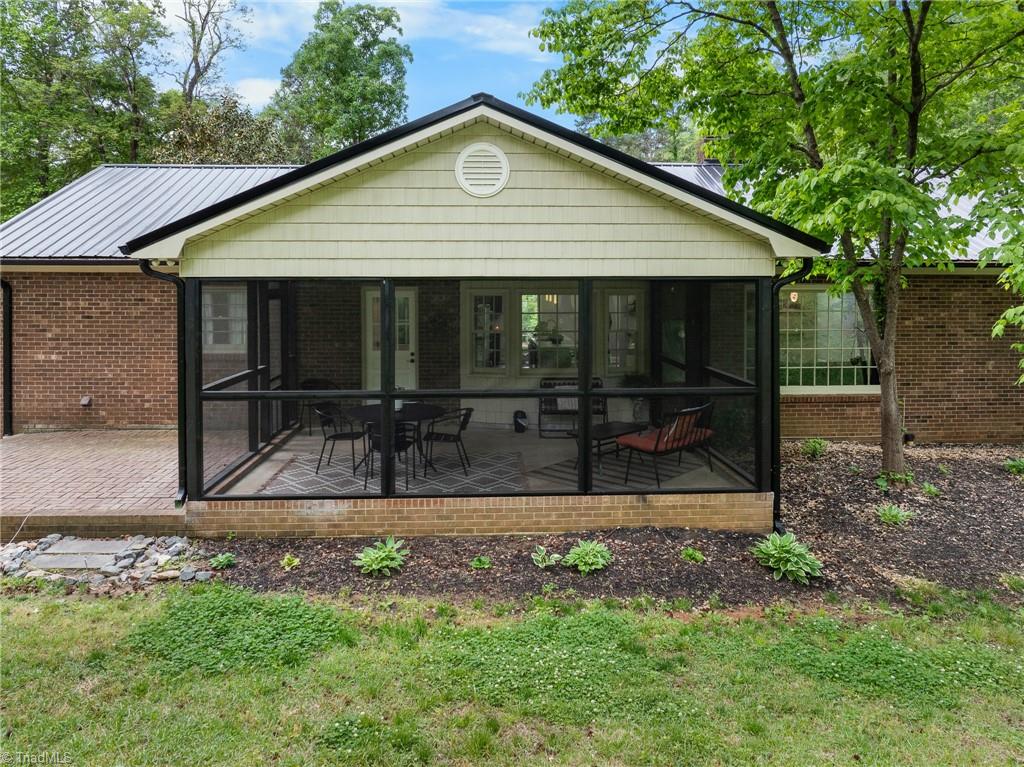 property viewer photo 43