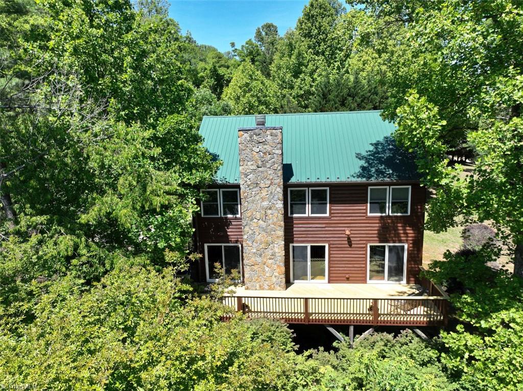 main property photo 40
