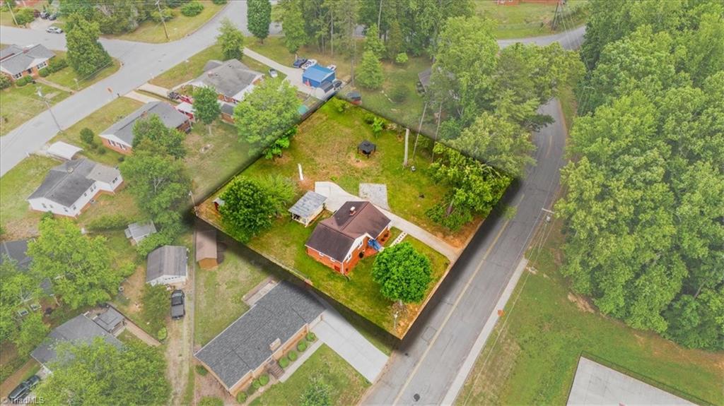 main property photo 43