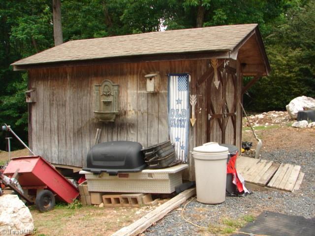 main property photo 23