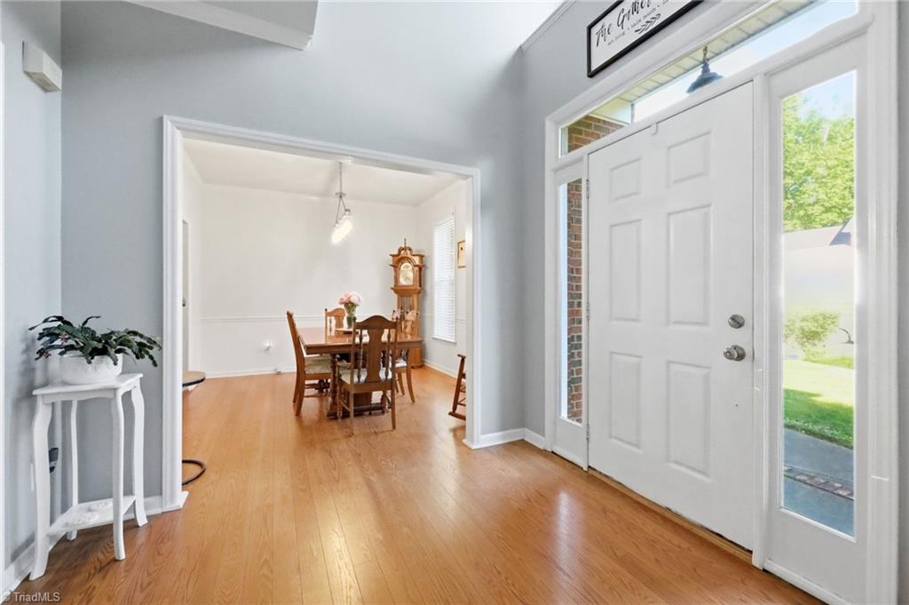 property viewer photo 1