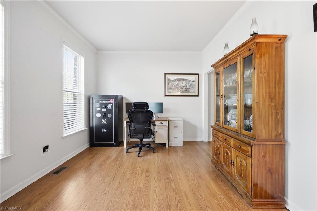 property viewer photo 19