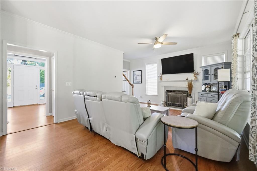 property viewer photo 24