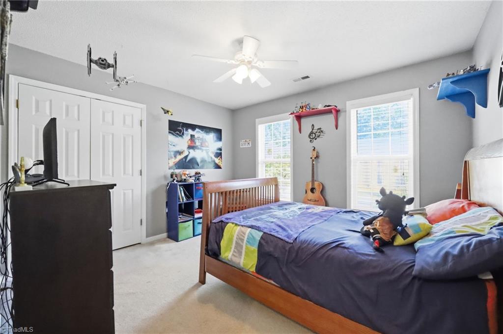 property viewer photo 32
