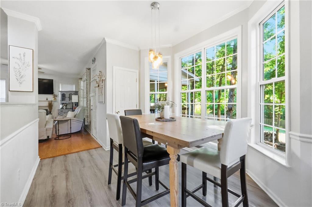 property viewer photo 6