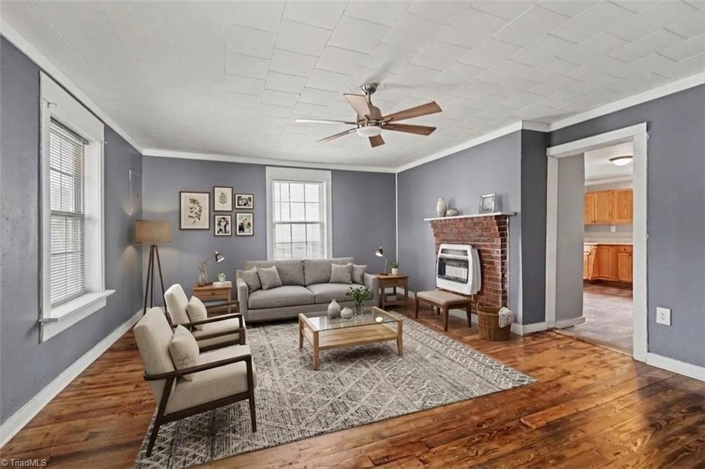 main property photo 4