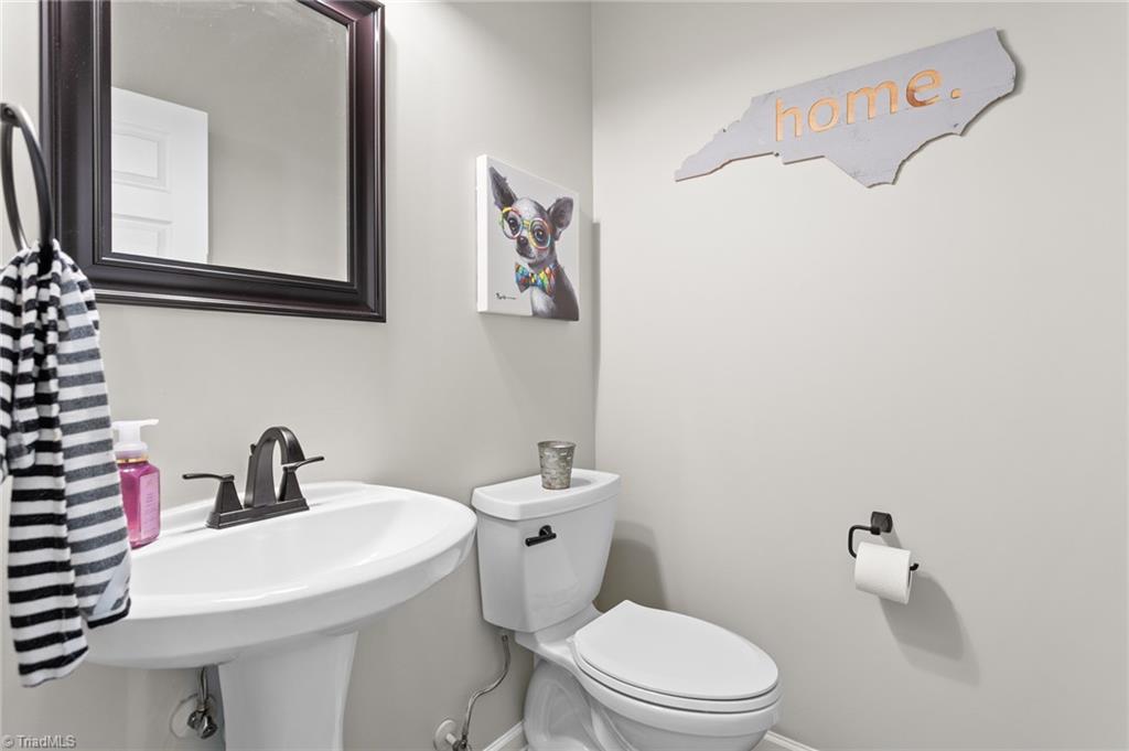 property viewer photo 15