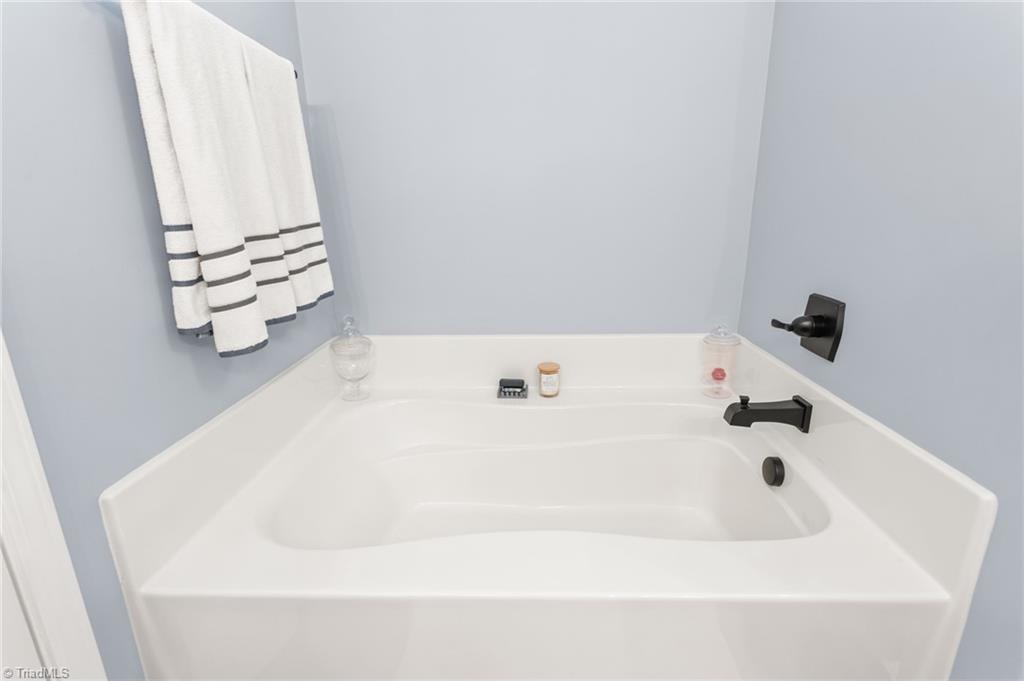 property viewer photo 22