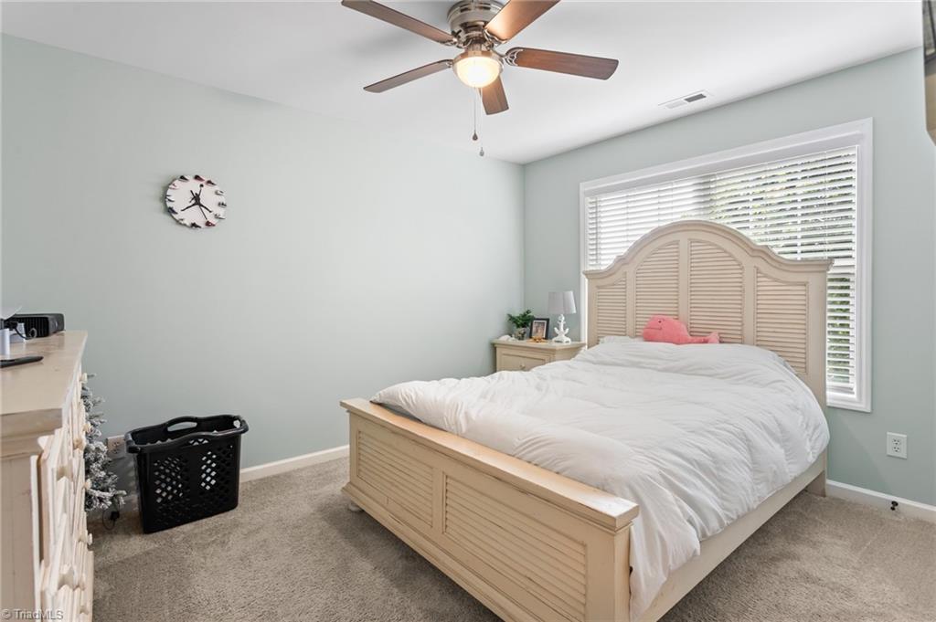 property viewer photo 23