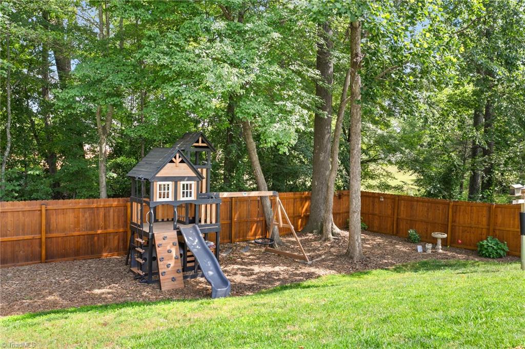 property viewer photo 33