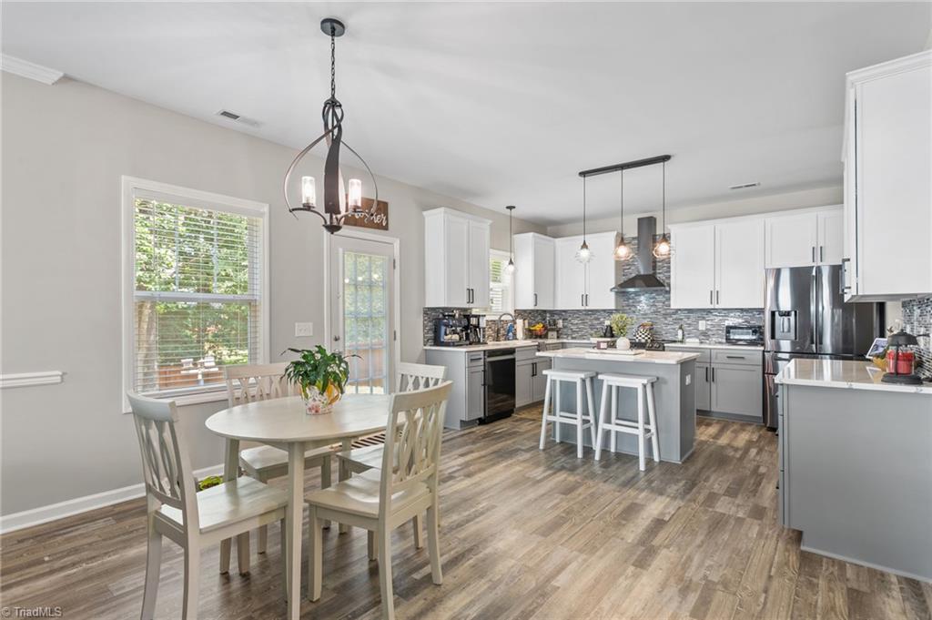 property viewer photo 8