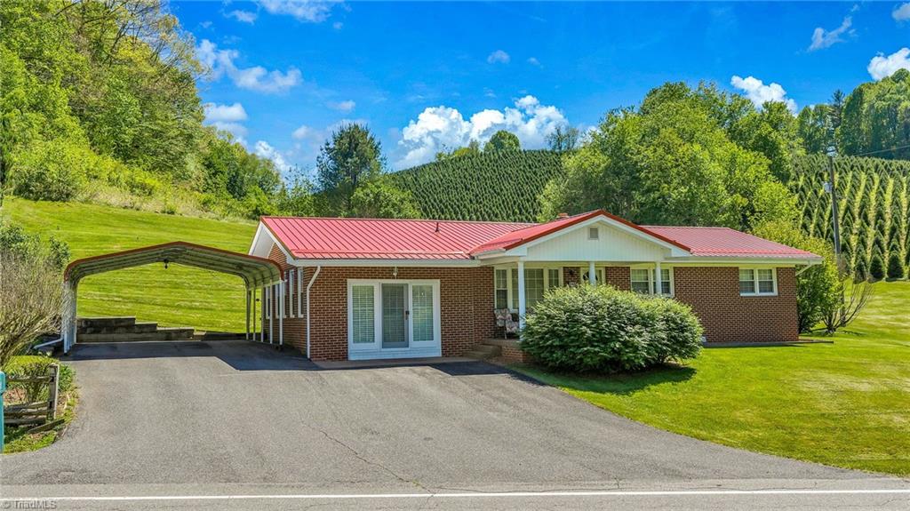 main property photo 23