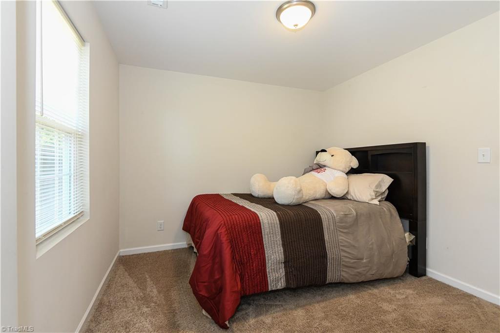 property viewer photo 17