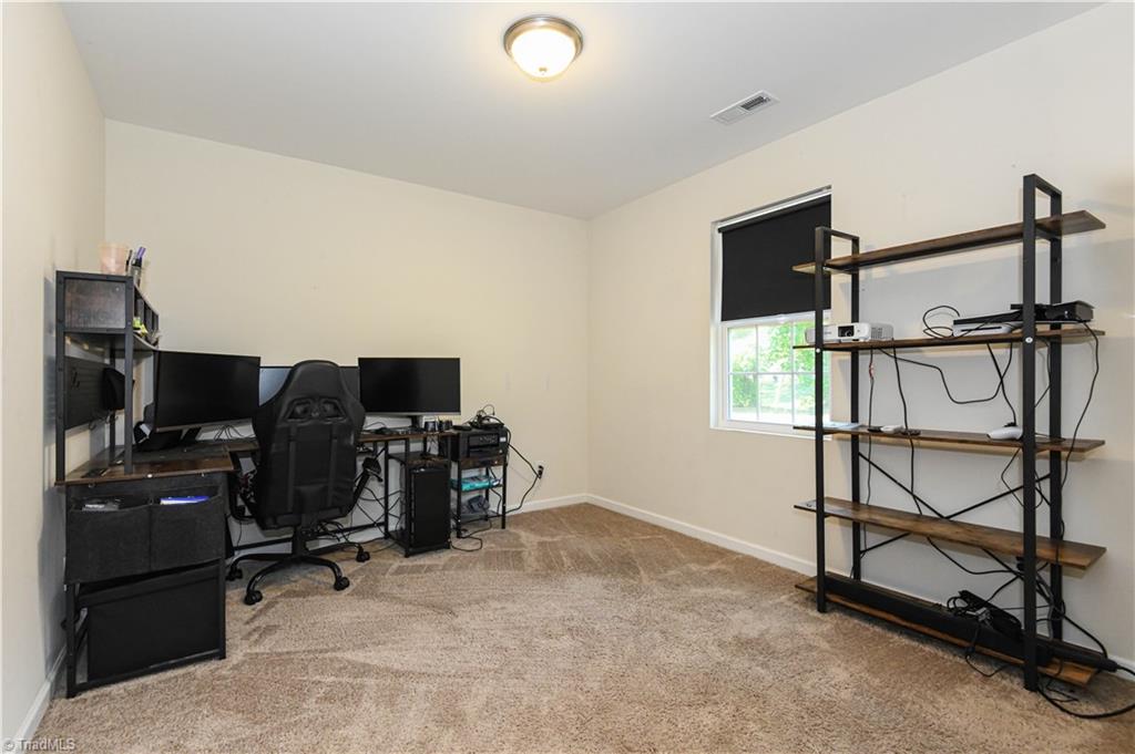 property viewer photo 18