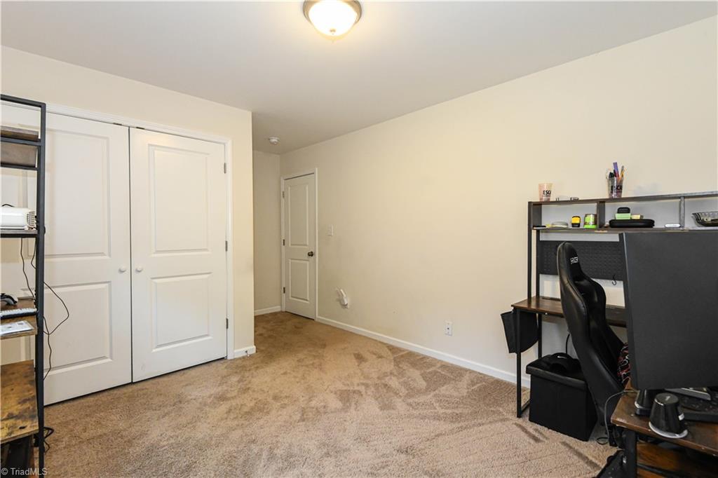 property viewer photo 19