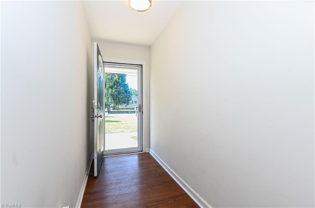 property viewer photo 5