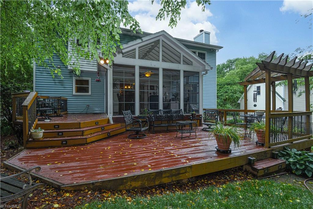 main property photo 45