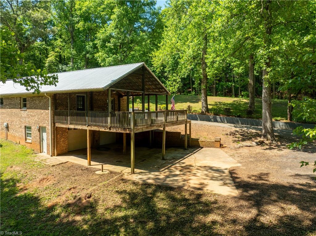 main property photo 4