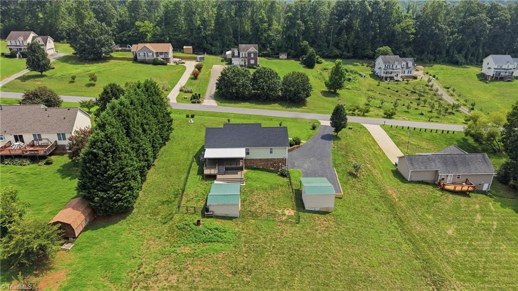 main property photo 41