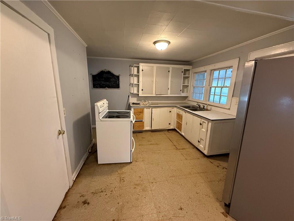 property viewer photo 3