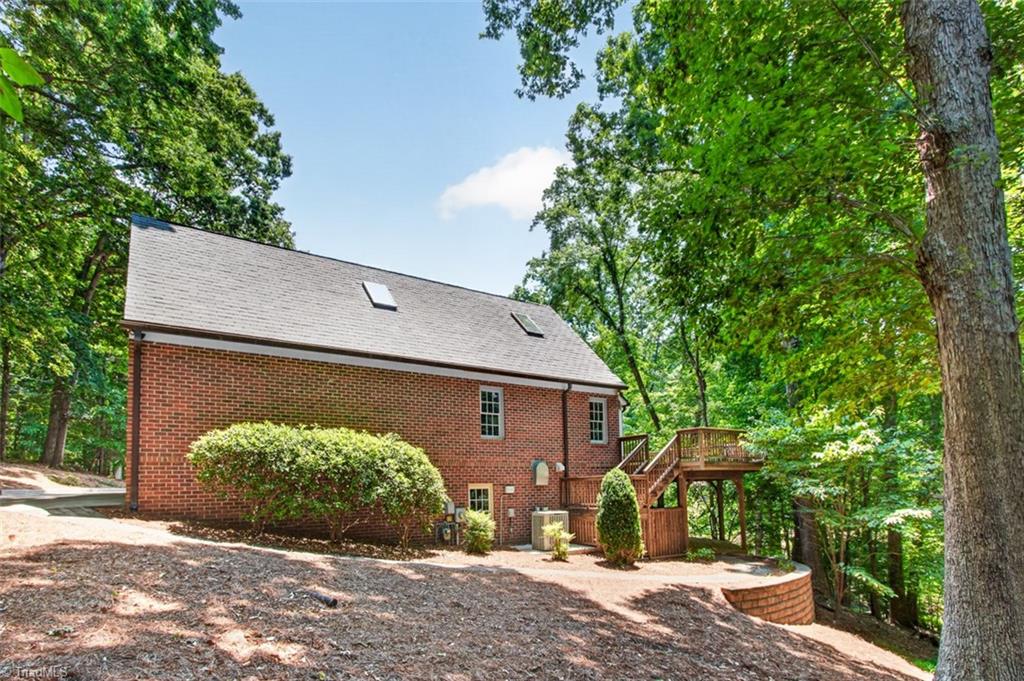 main property photo 41