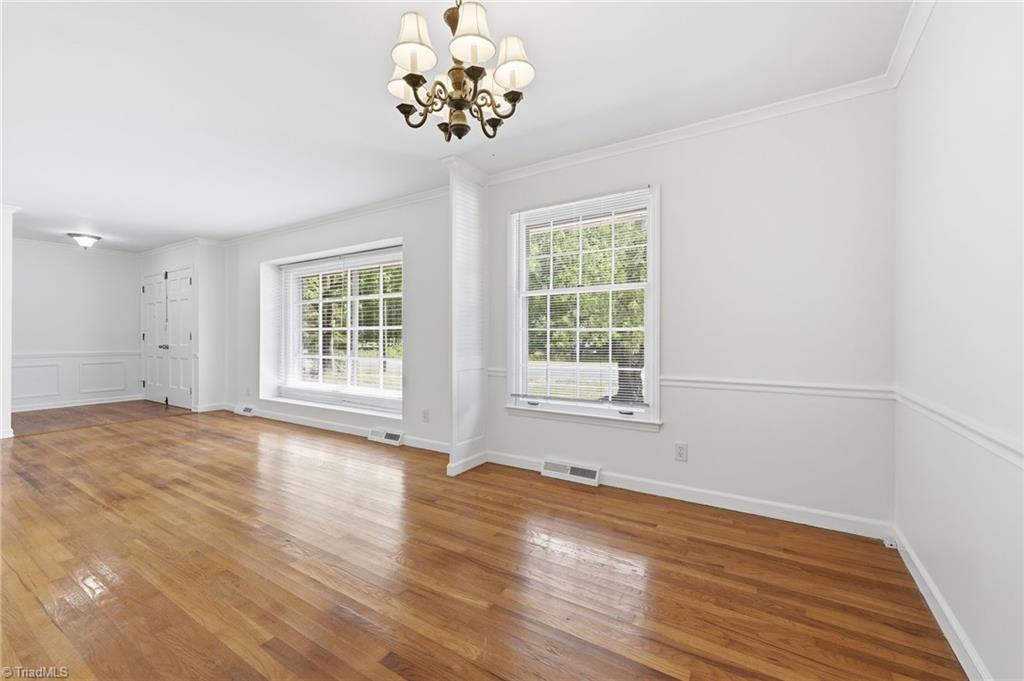 property viewer photo 13
