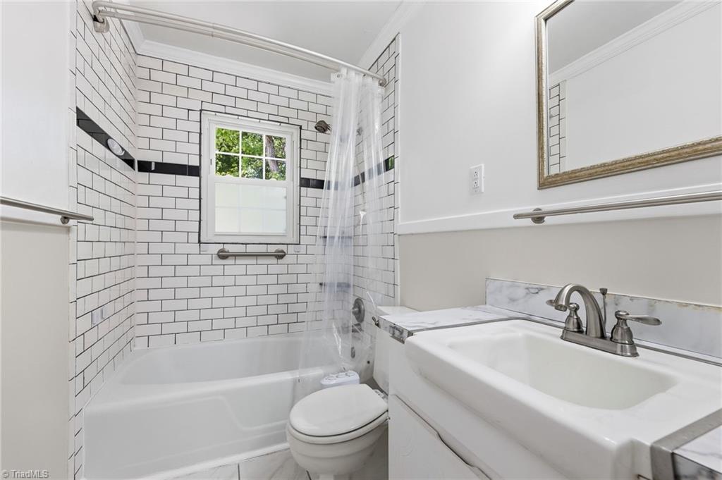 property viewer photo 28