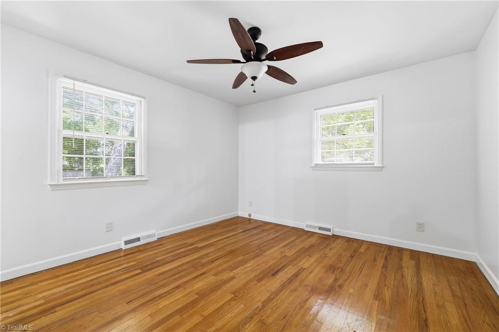 property viewer photo 29