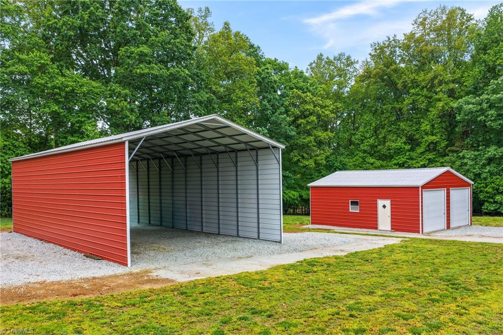 main property photo 44