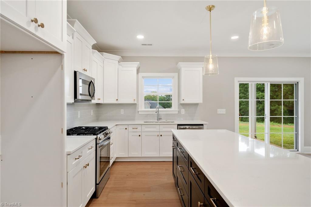 property viewer photo 10