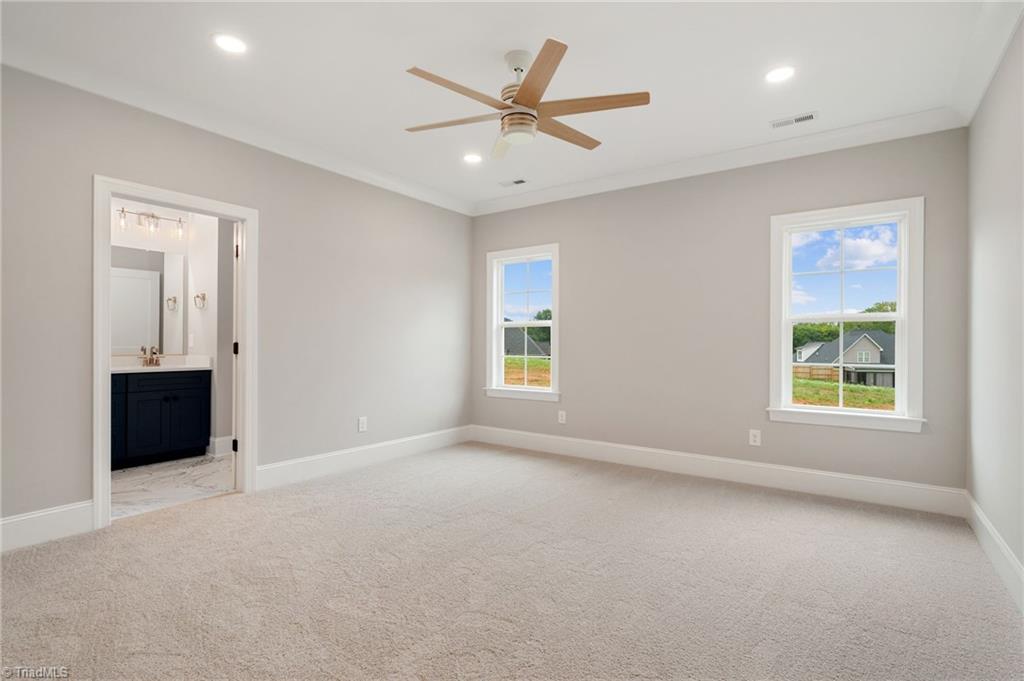property viewer photo 15