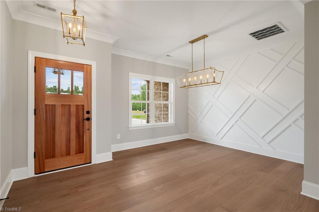 property viewer photo 3
