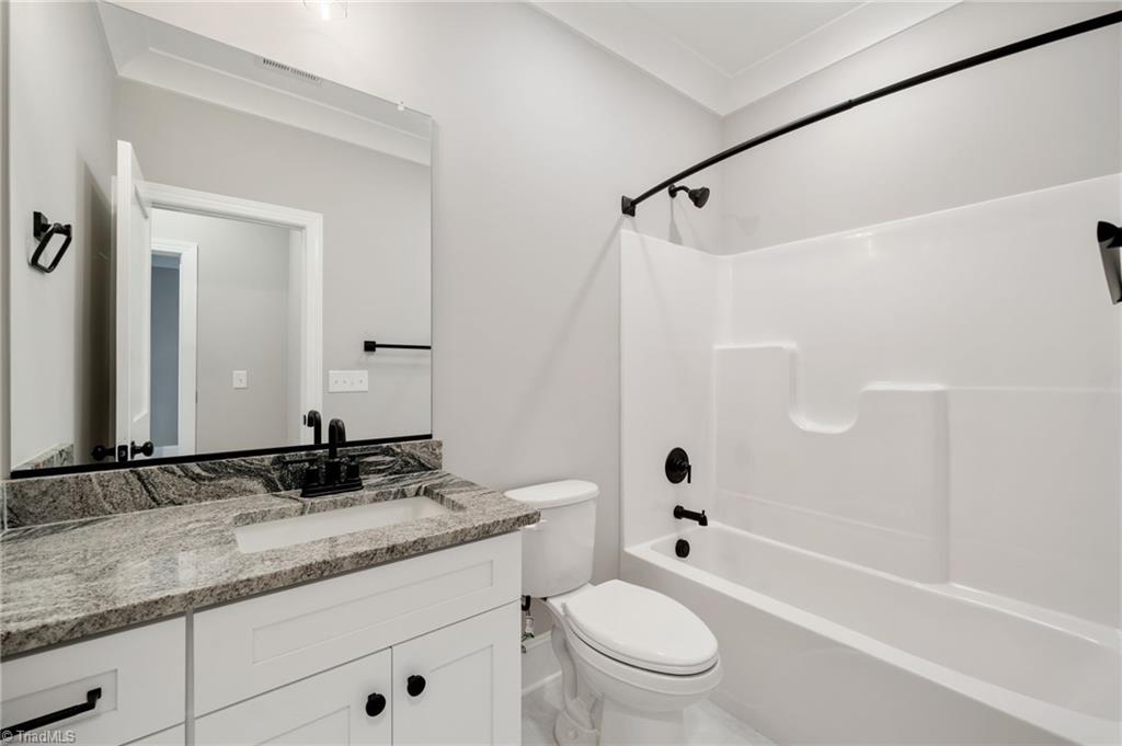 property viewer photo 30