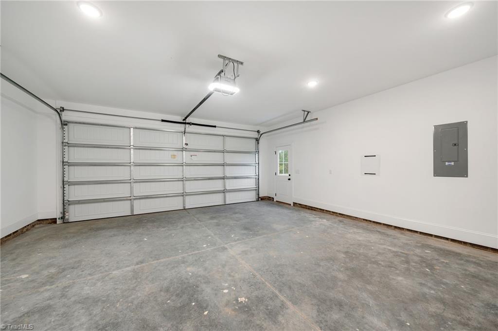 property viewer photo 32
