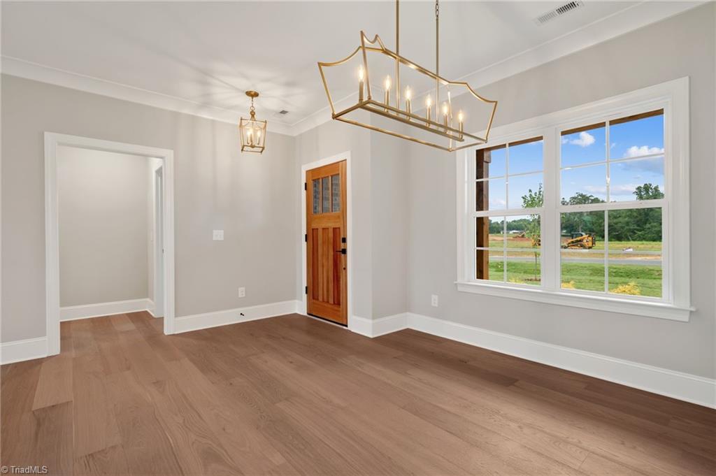 property viewer photo 7