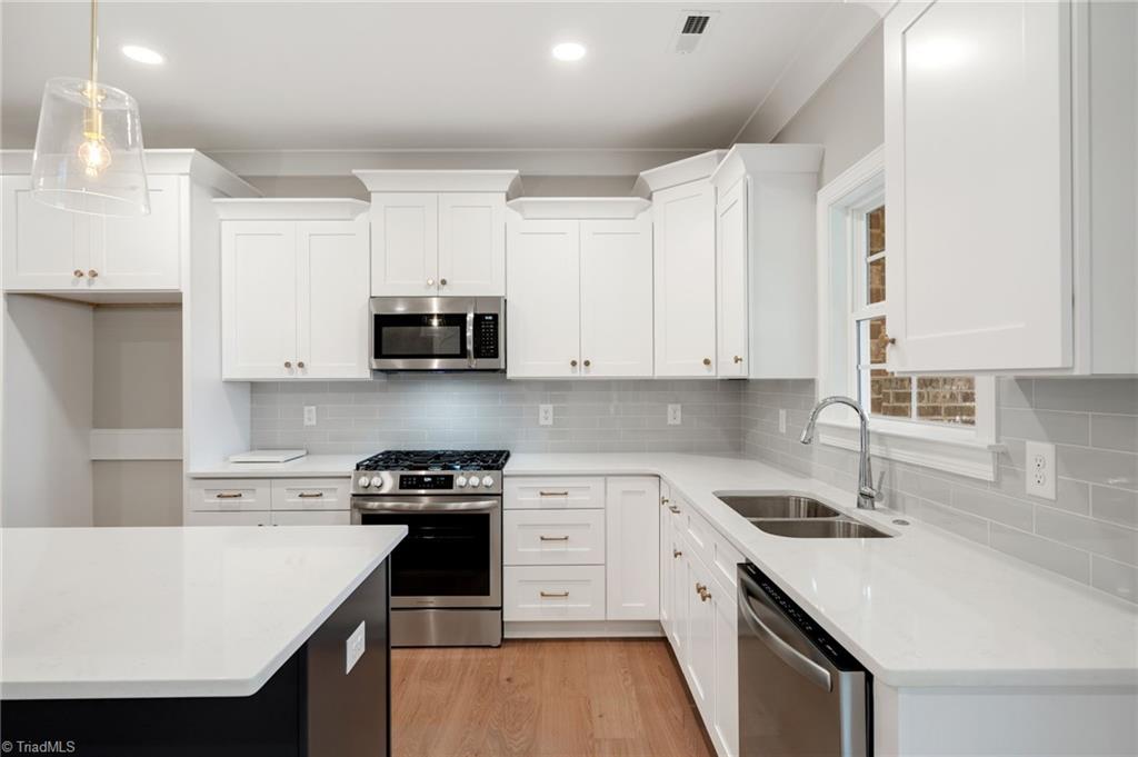 property viewer photo 8