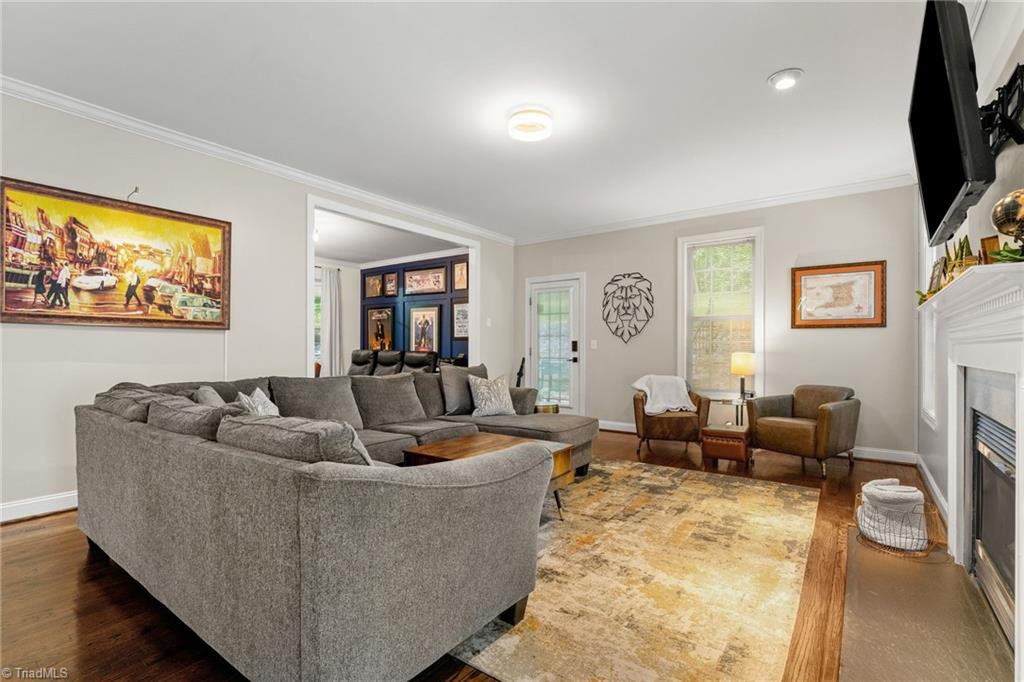 main property photo 18