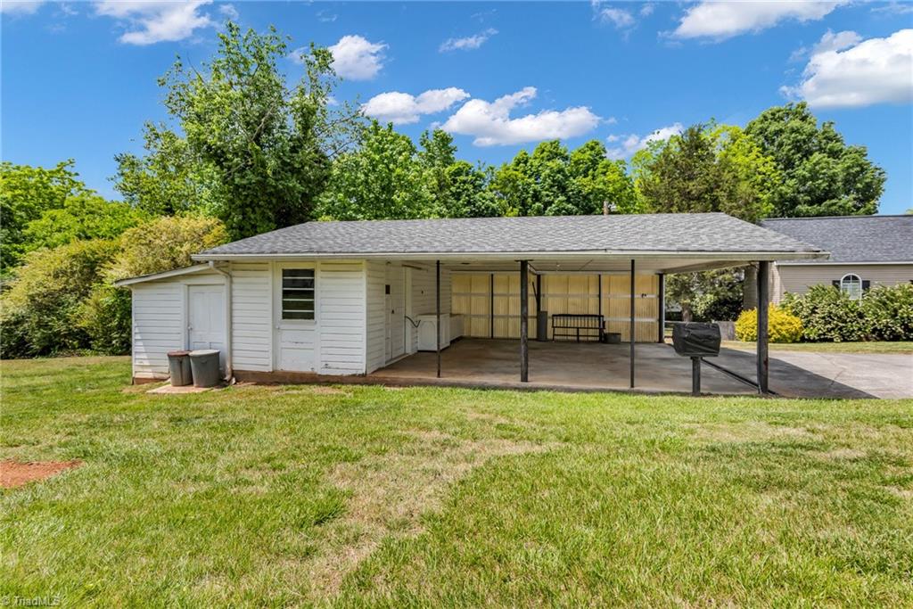 main property photo 42