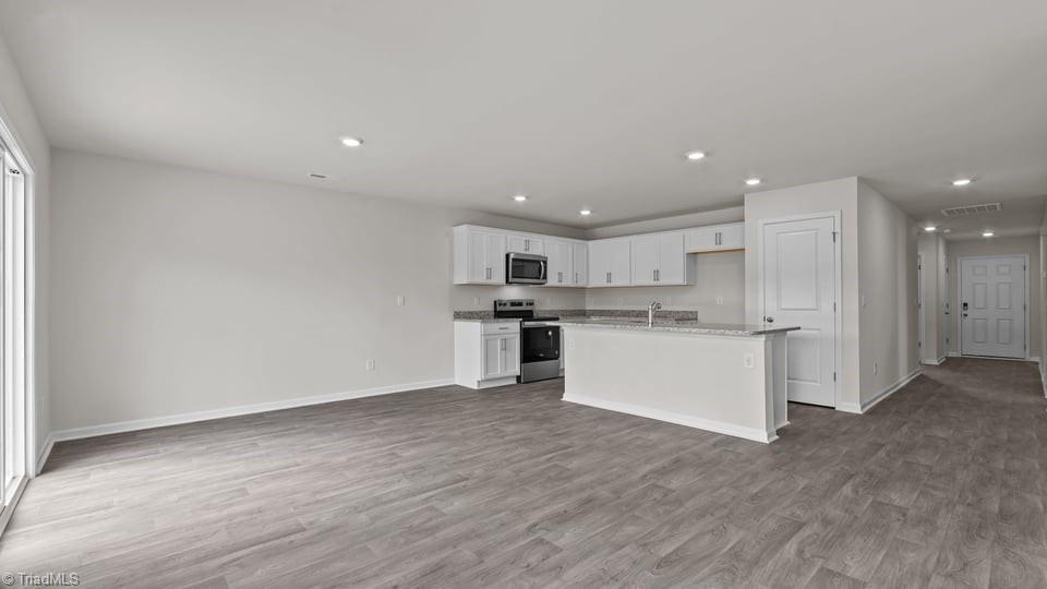 property viewer photo 18