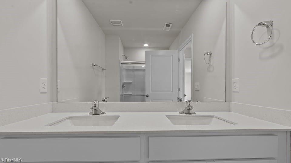 property viewer photo 23