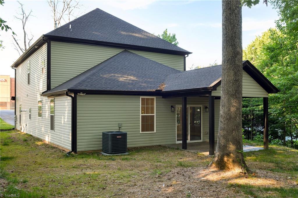 main property photo 34