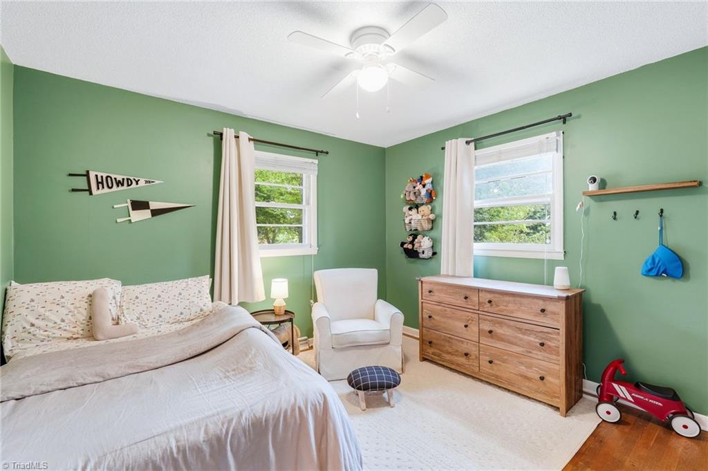 property viewer photo 18