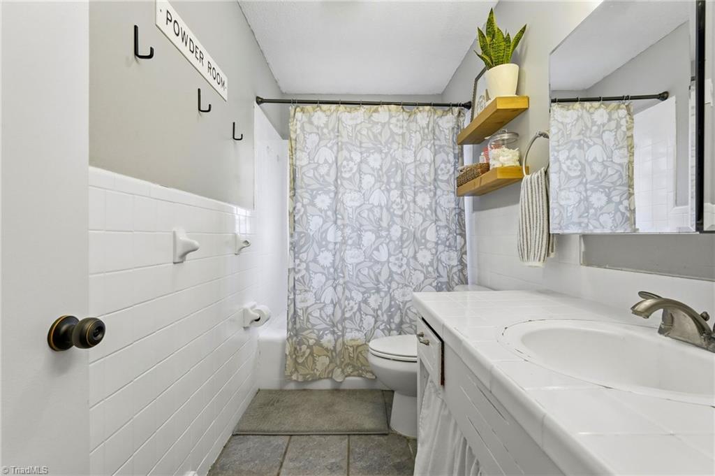 property viewer photo 23