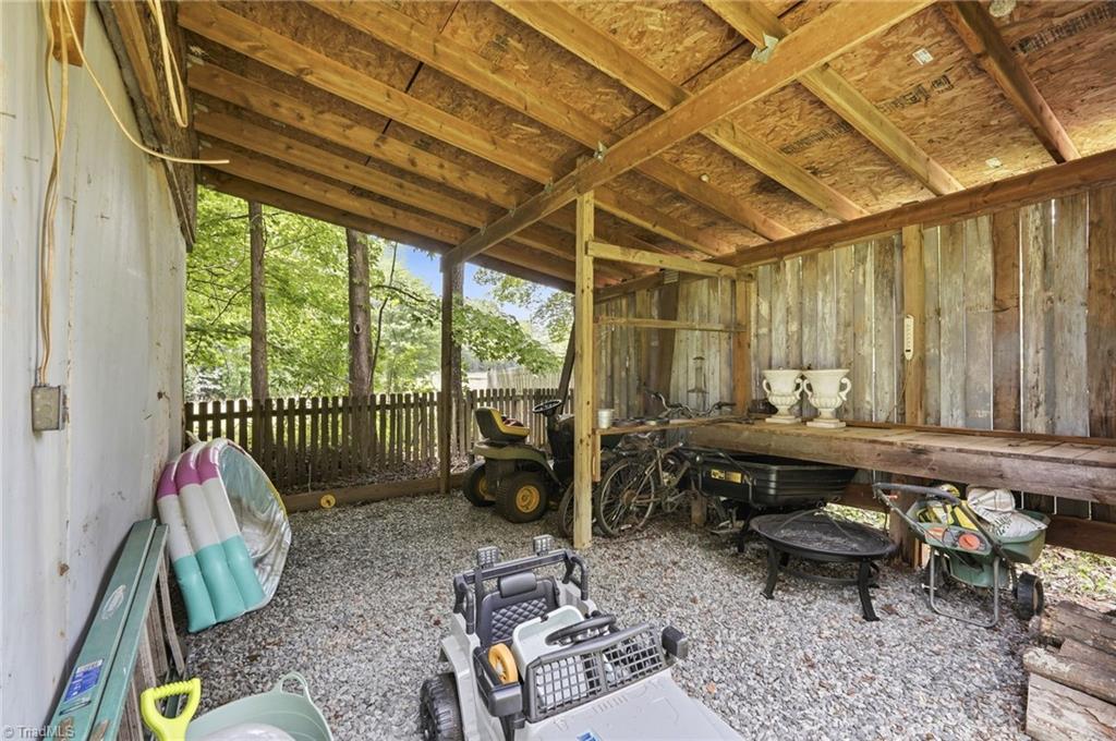 property viewer photo 30