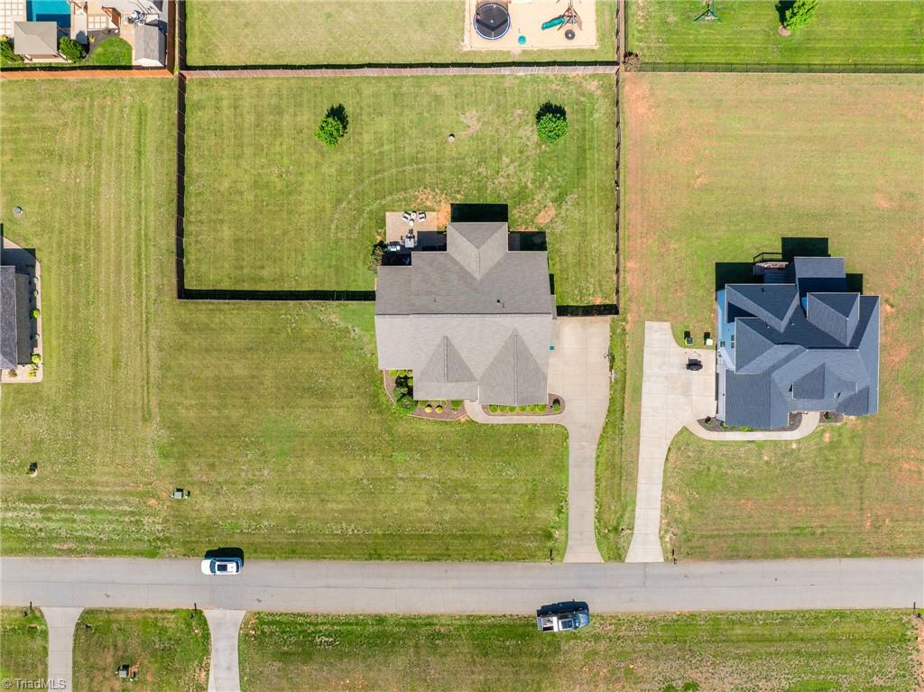 main property photo 42